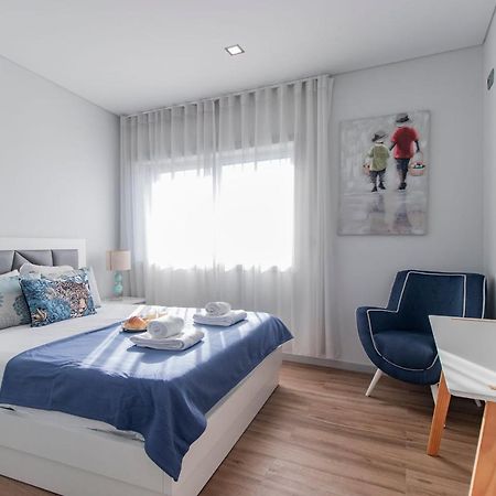 Downtown 1Br Apartment W/ Balcony By Lovelystay Porto Kültér fotó