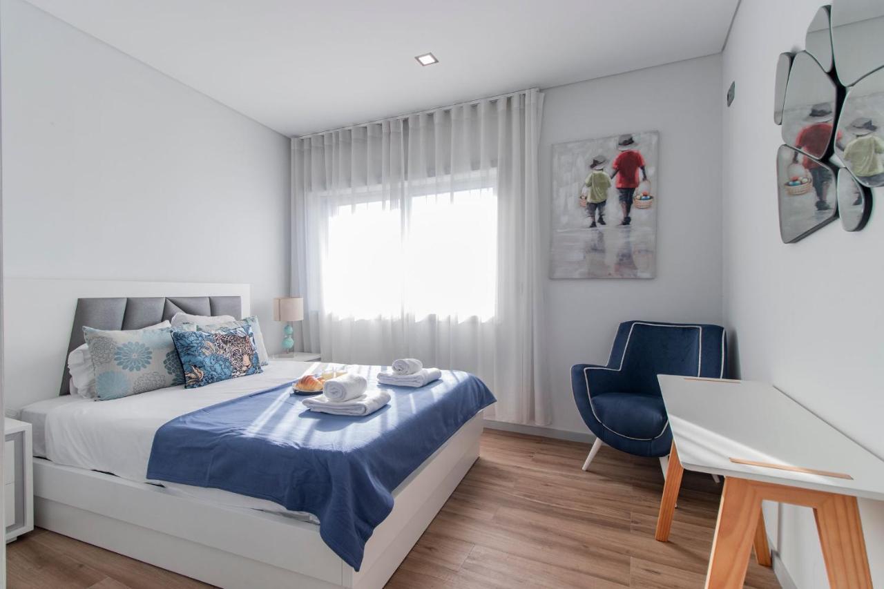 Downtown 1Br Apartment W/ Balcony By Lovelystay Porto Kültér fotó