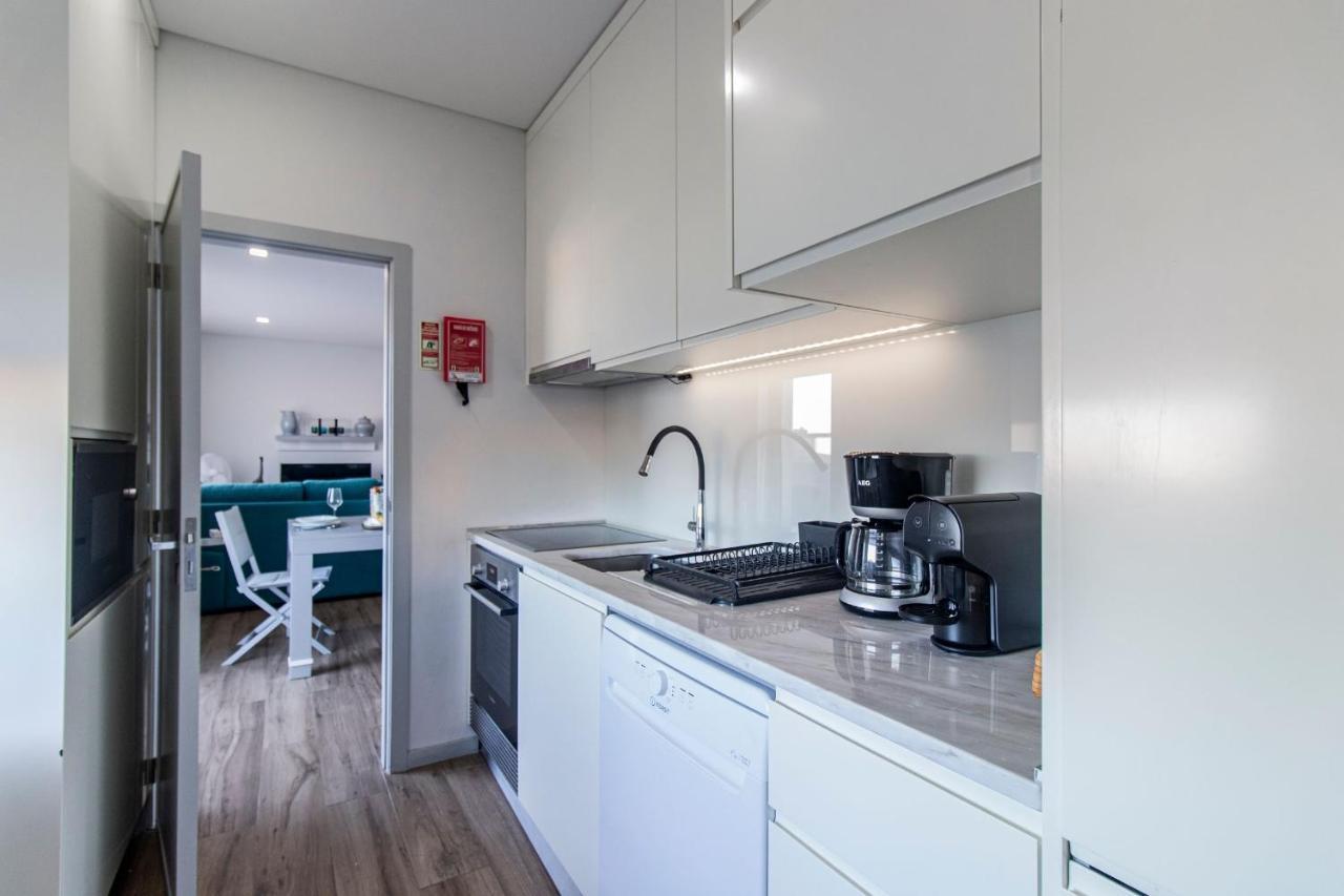 Downtown 1Br Apartment W/ Balcony By Lovelystay Porto Kültér fotó