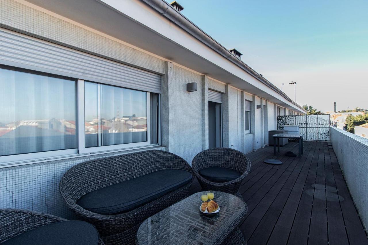 Downtown 1Br Apartment W/ Balcony By Lovelystay Porto Kültér fotó