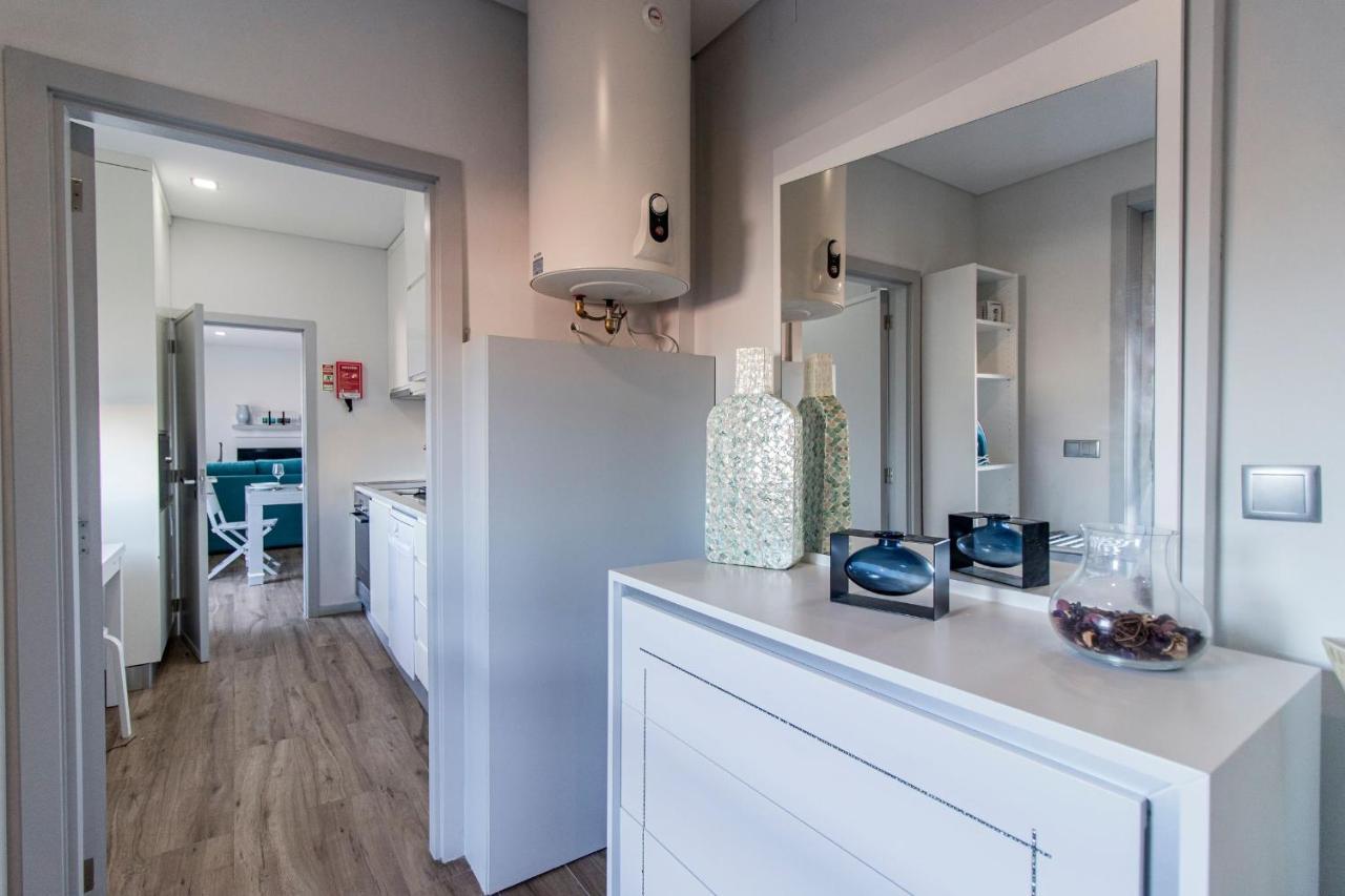Downtown 1Br Apartment W/ Balcony By Lovelystay Porto Kültér fotó